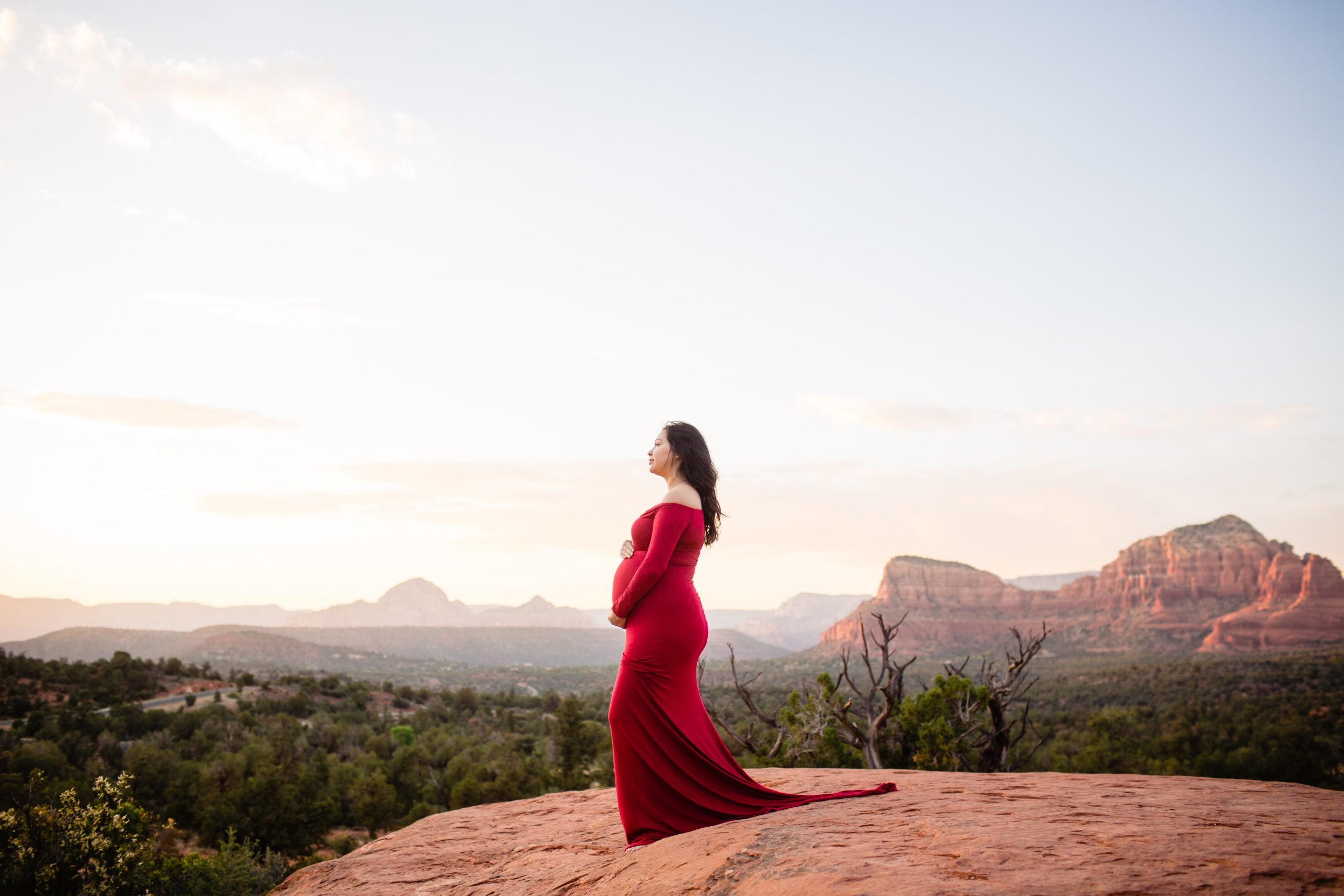 Bell Rock Sedona Arizona maternity photos